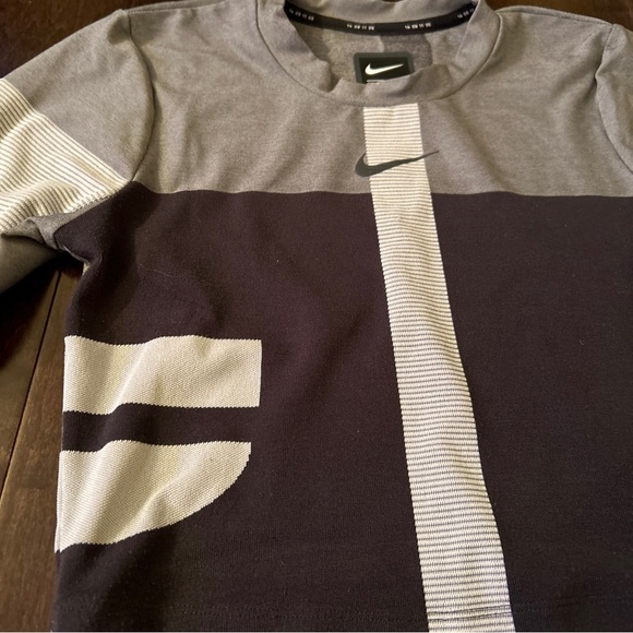 Nike Tech Knit Long-Sleeve Running Top Women's Size XS - Picture 6 of 8